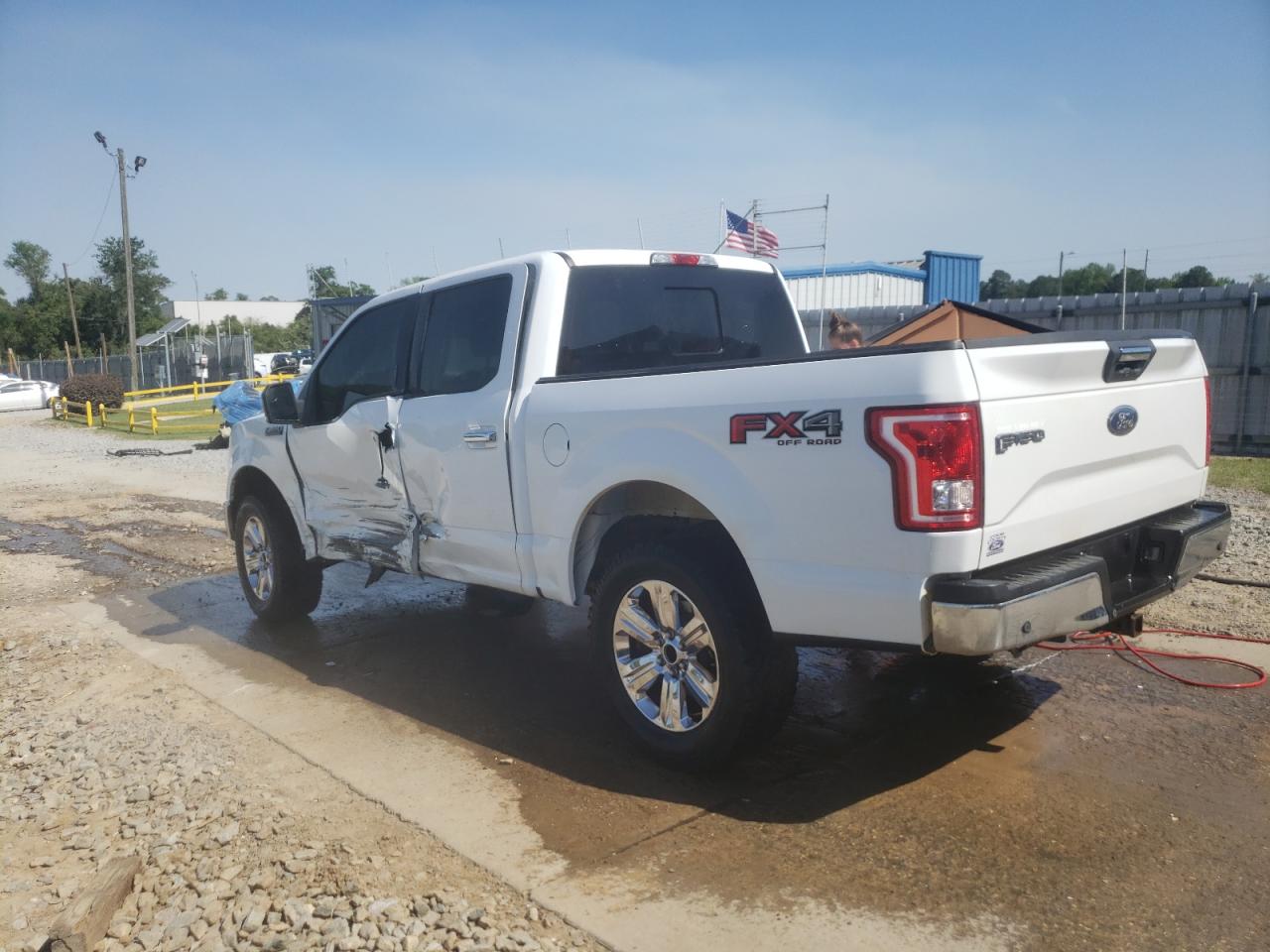 Foto 3 de la subasta – 2017 FORD F150 SUPER con VIN 1FTEW1EF8HFA56834