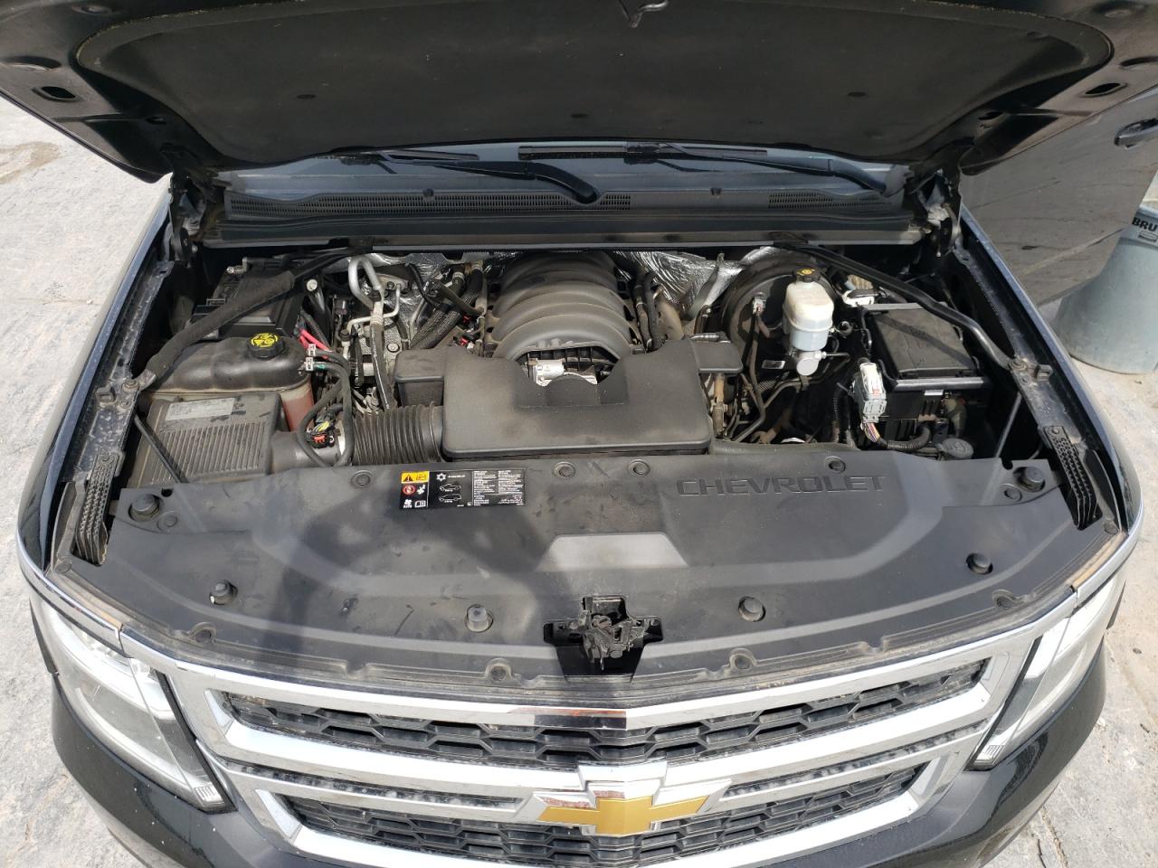 Photo 7 from auction – 2016 CHEVROLET SUBURBAN K with VIN 1GNSKHKC0GR283313
