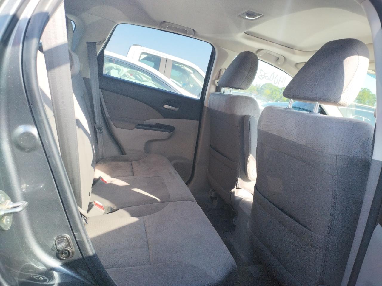Photo 6 from auction – 2014 HONDA CR-V EX with VIN 2HKRM3H55EH513171
