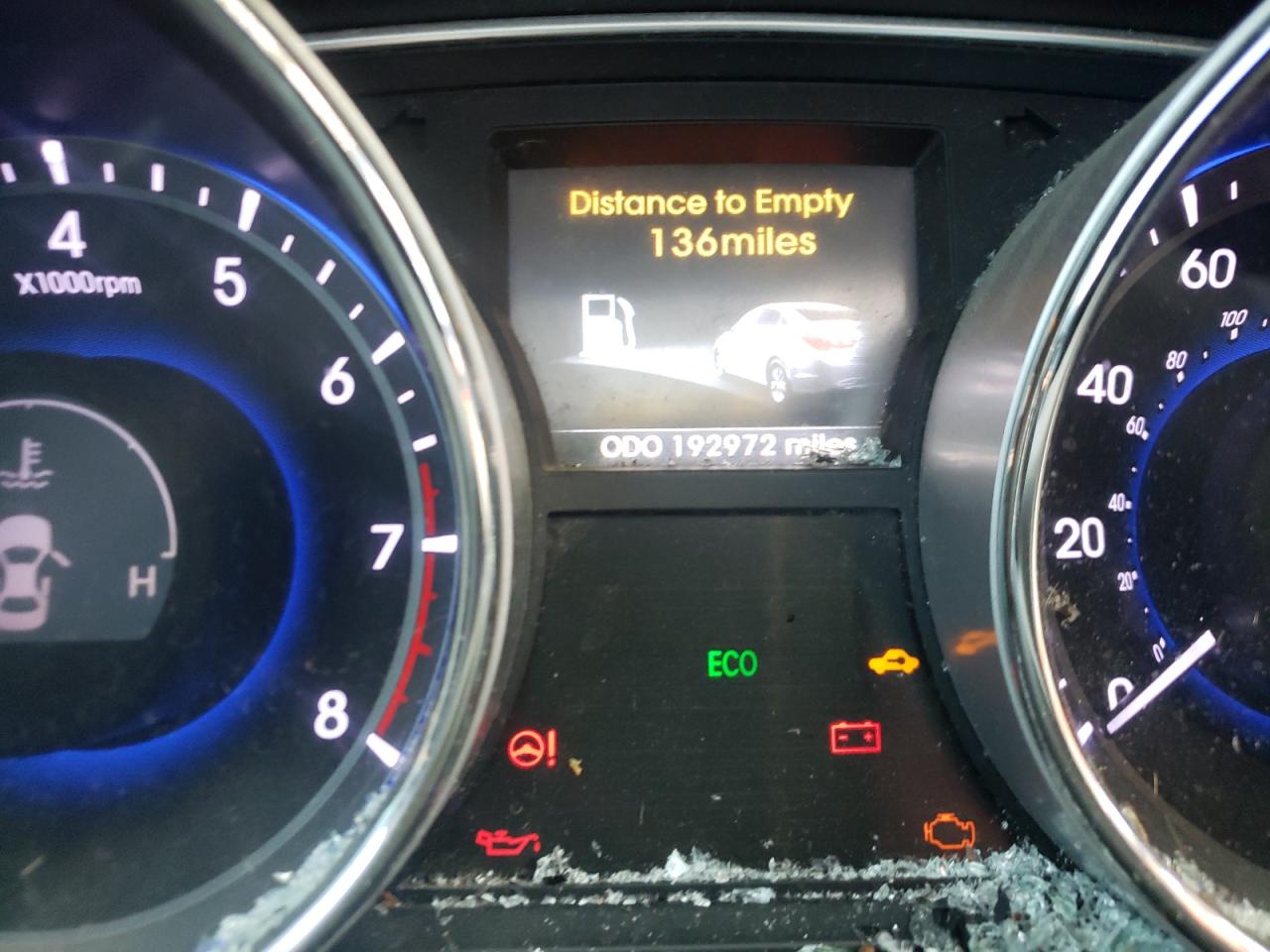 Photo 13 from auction – 2014 HYUNDAI SONATA SE with VIN 5NPEC4ACXEH884164