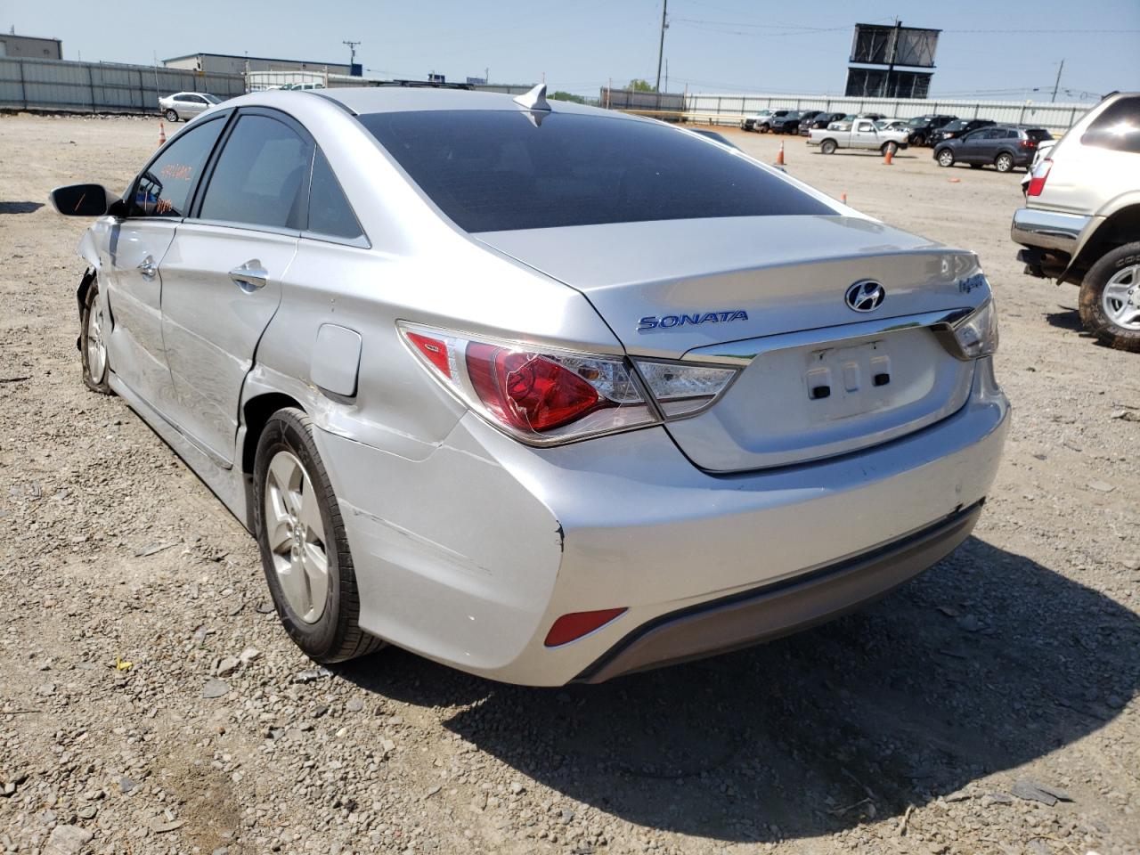 Zdjęcie 3 z aukcji – 2011 HYUNDAI SONATA HYB z VIN KMHEC4A47BA006201