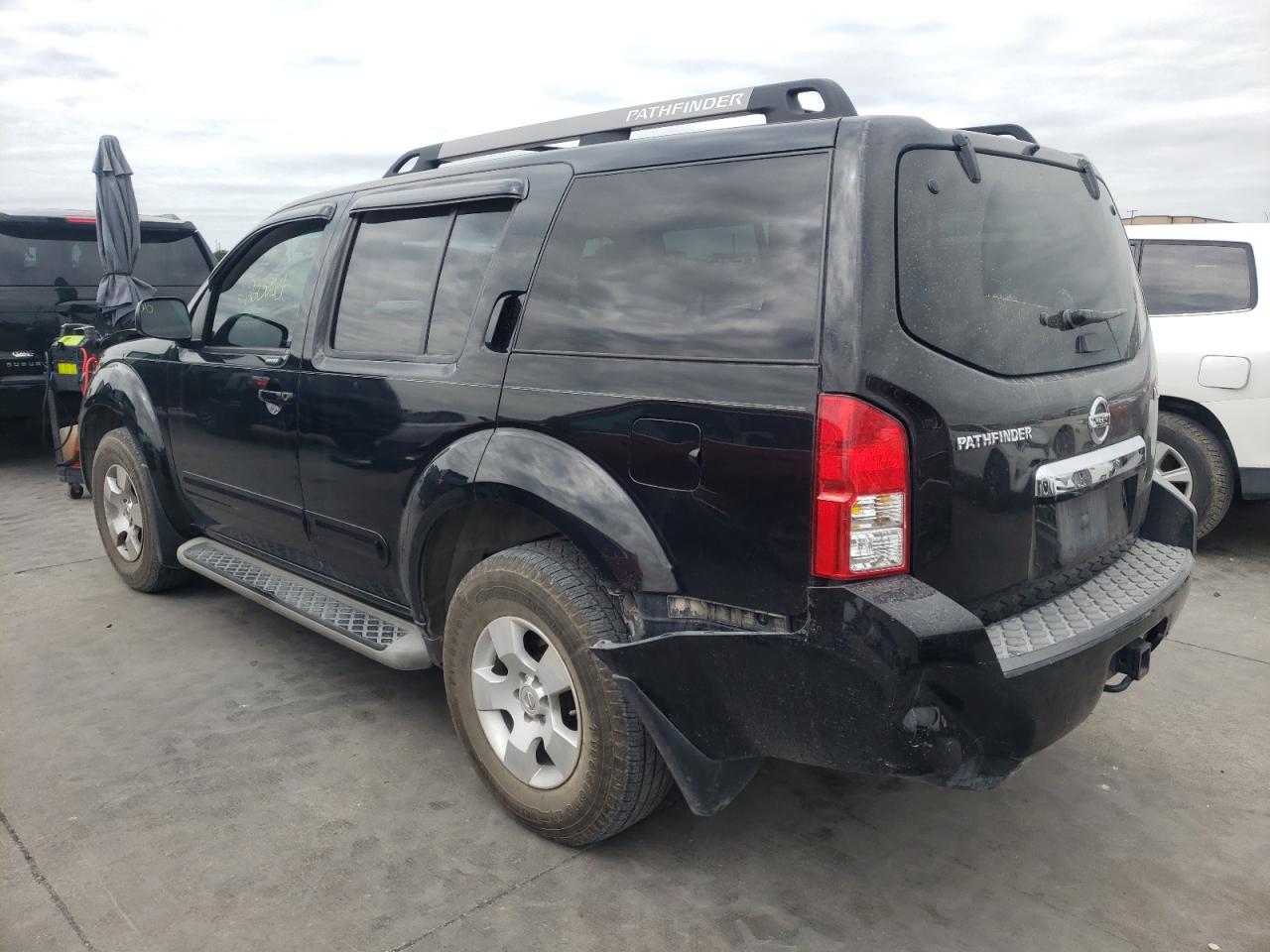 Photo 3 from auction – 2010 NISSAN PATHFINDER with VIN 5N1AR1NN8AC606002