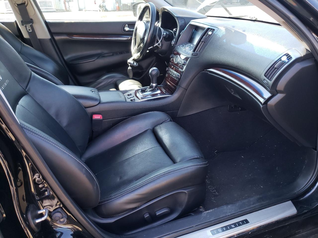 Photo 5 from auction – 2012 INFINITI G37 with VIN JN1CV6AR9CM670872