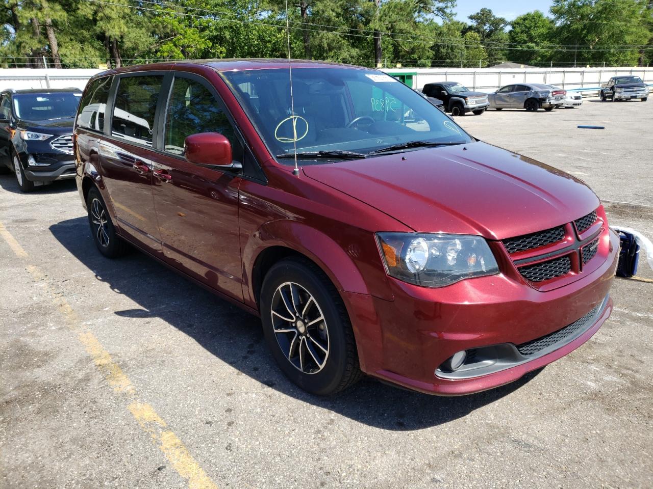 DODGE GRAND CARA 2019 with VIN 2C4RDGEG1KR536278 - Photo from auction