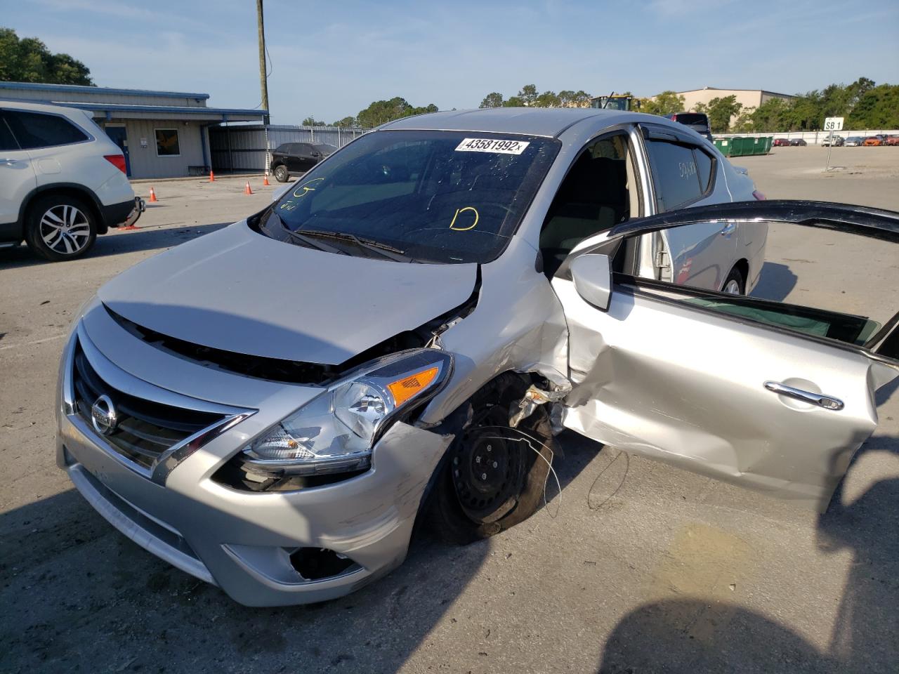 Photo 2 from auction – 2019 NISSAN VERSA S with VIN 3N1CN7AP1KL833205