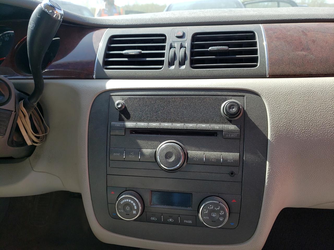 Photo 9 from auction – 2007 BUICK LUCERNE CX with VIN 1G4HD572X7U129616