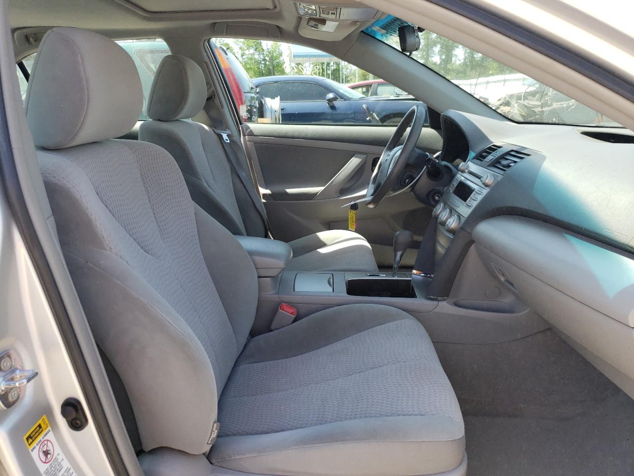 Photo 5 from auction – 2011 TOYOTA CAMRY BASE with VIN 4T1BF3EK9BU130319