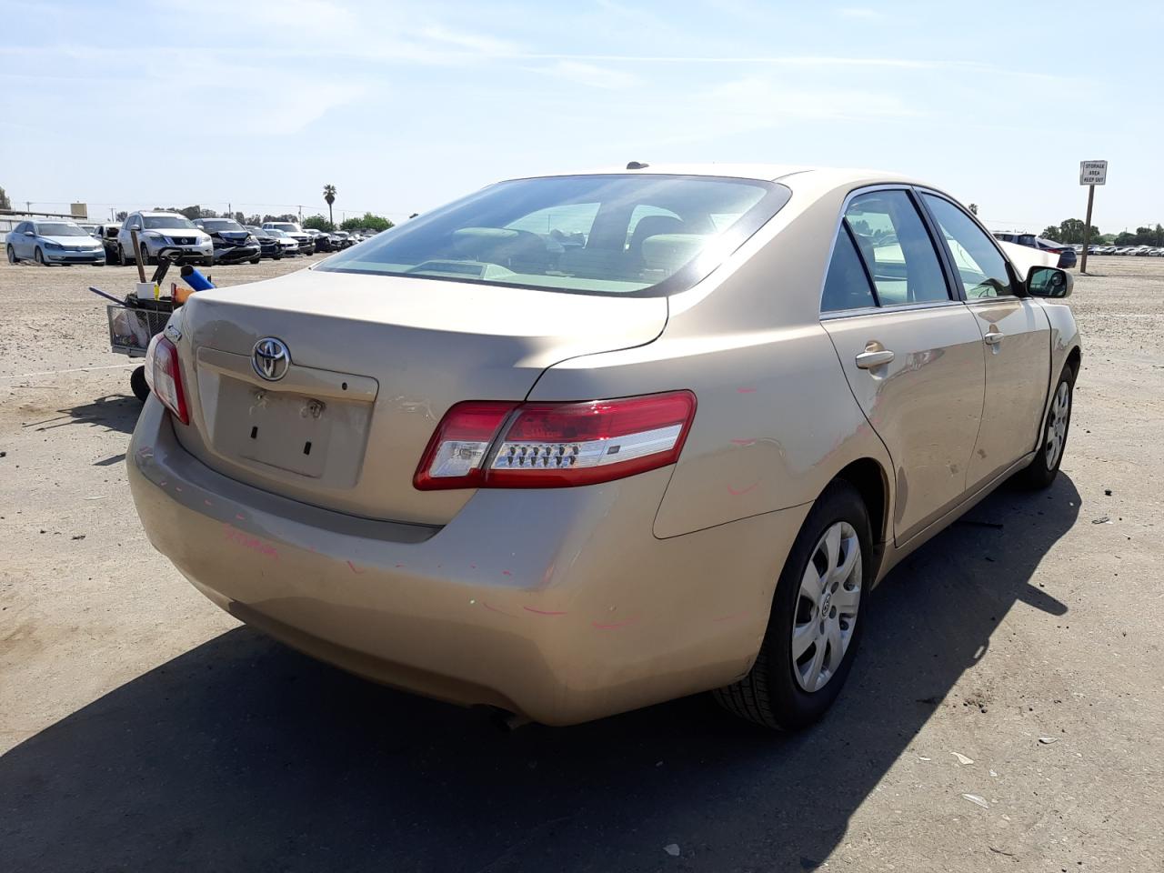 Photo 4 from auction – 2010 TOYOTA CAMRY BASE with VIN 4T4BF3EK2AR020233