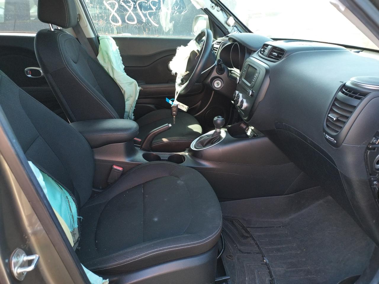 Photo 5 from auction – 2017 KIA SOUL with VIN KNDJN2A20H7476608