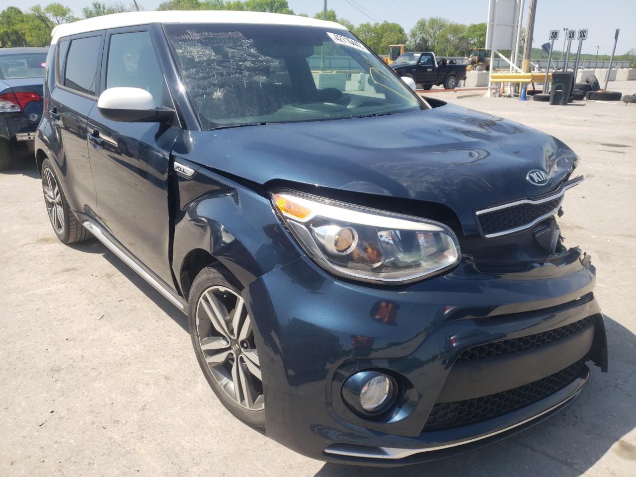 KIA SOUL + 2018 with VIN KNDJP3A55J7590975 - Photo from auction