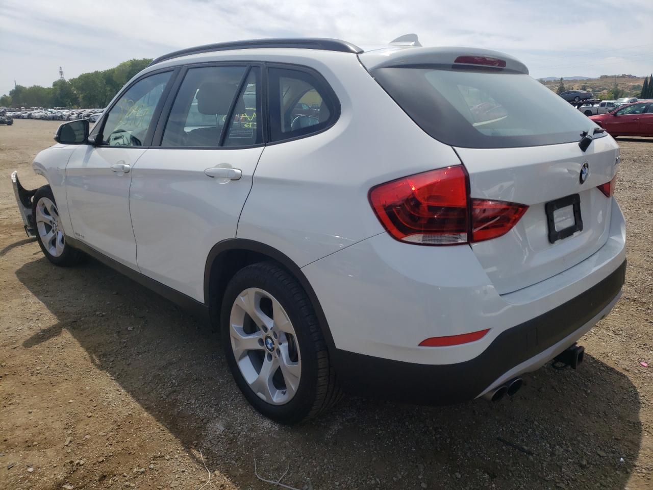 Photo 16 from auction – 2014 BMW X1 SDRIVE2 with VIN WBAVM1C54EVW50089