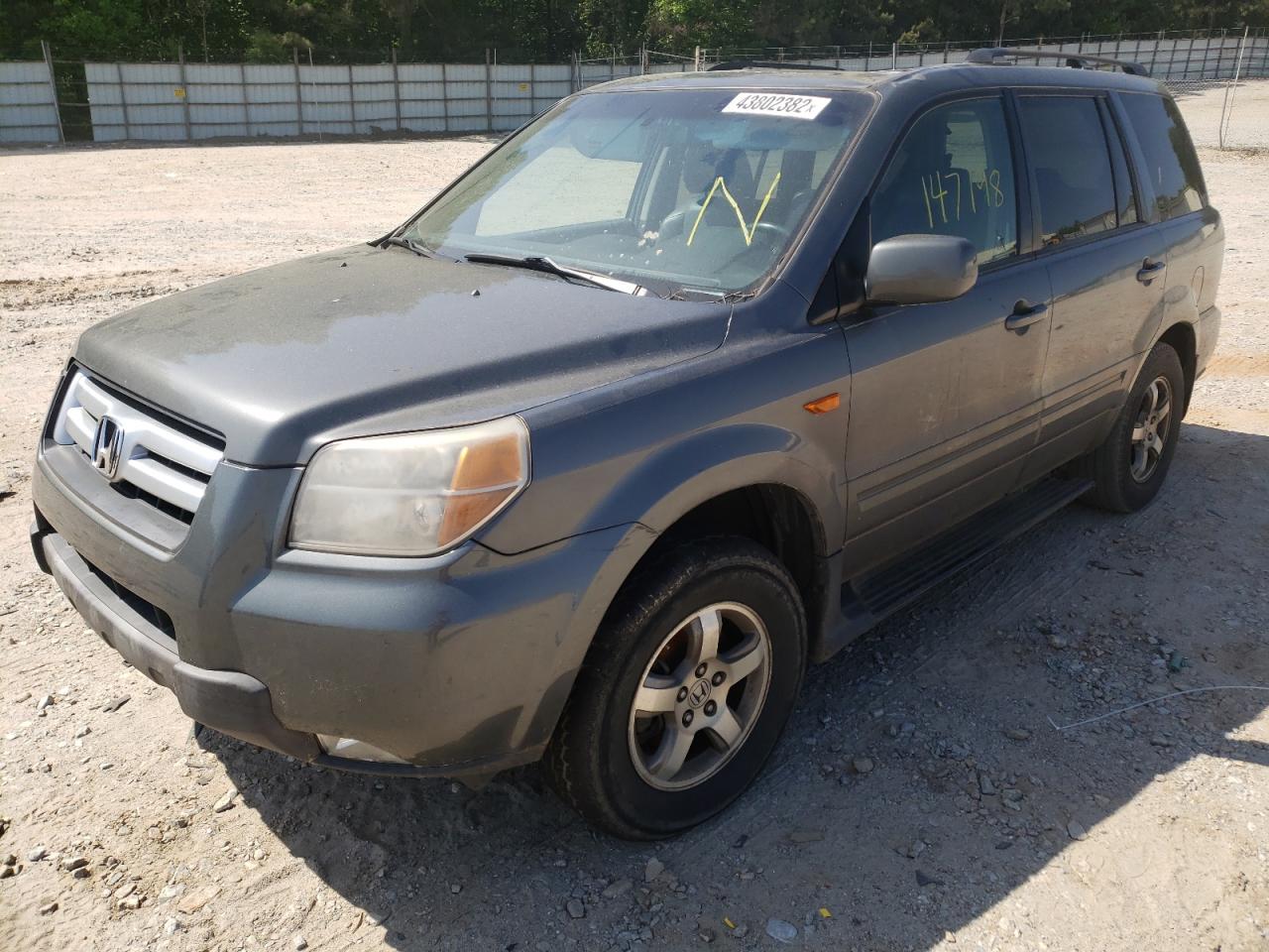 Photo 2 from auction – 2008 HONDA PILOT EXL with VIN 5FNYF28718B012895