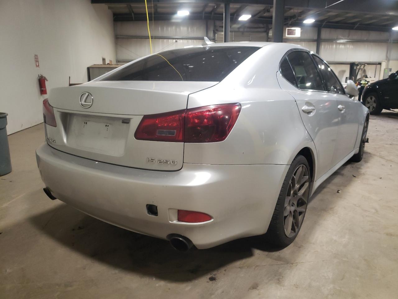 Photo 4 from auction – 2007 LEXUS IS 250 with VIN JTHBK262972050271