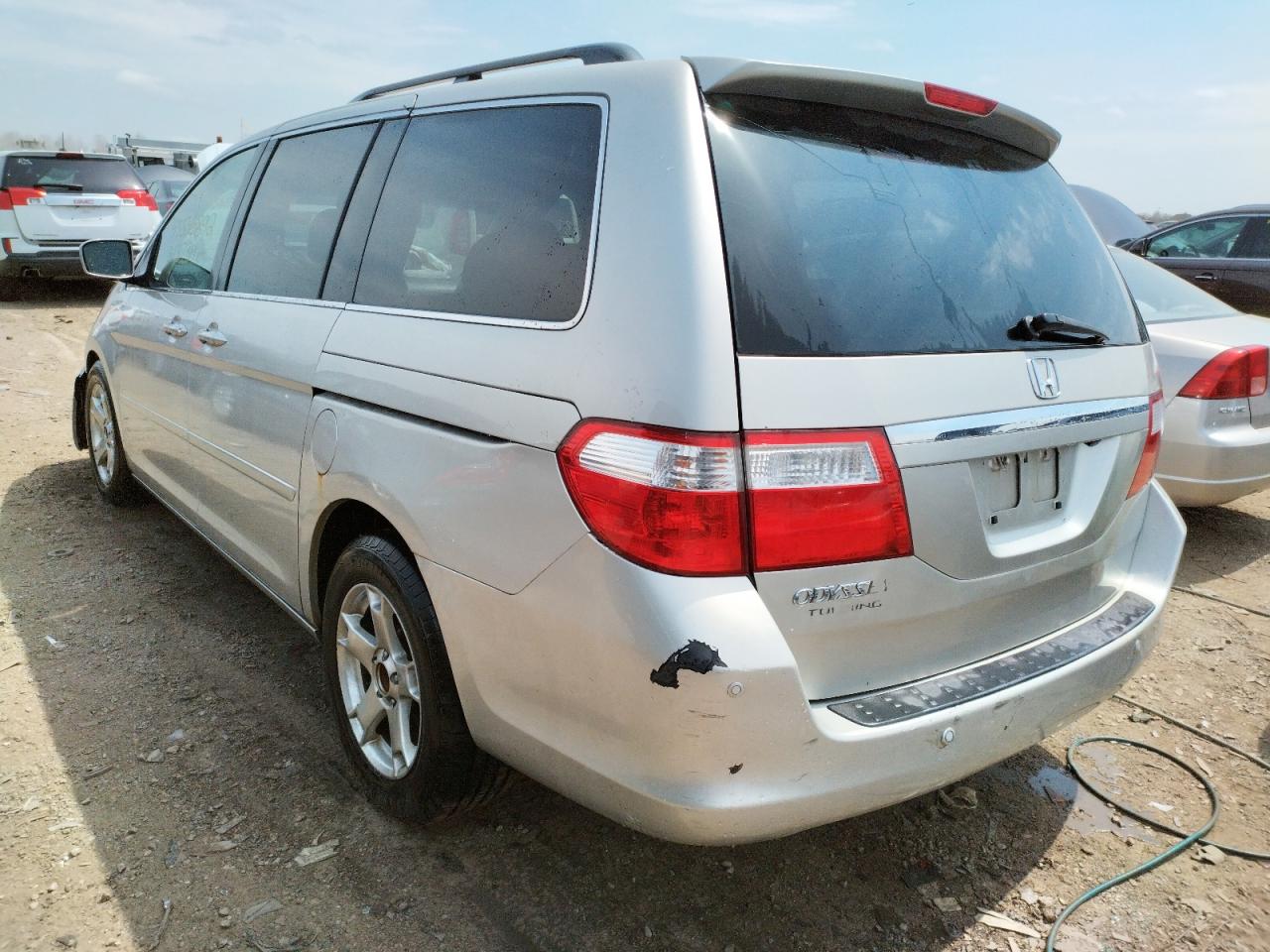 Photo 3 from auction – 2006 HONDA ODYSSEY TO with VIN 5FNRL38826B053545