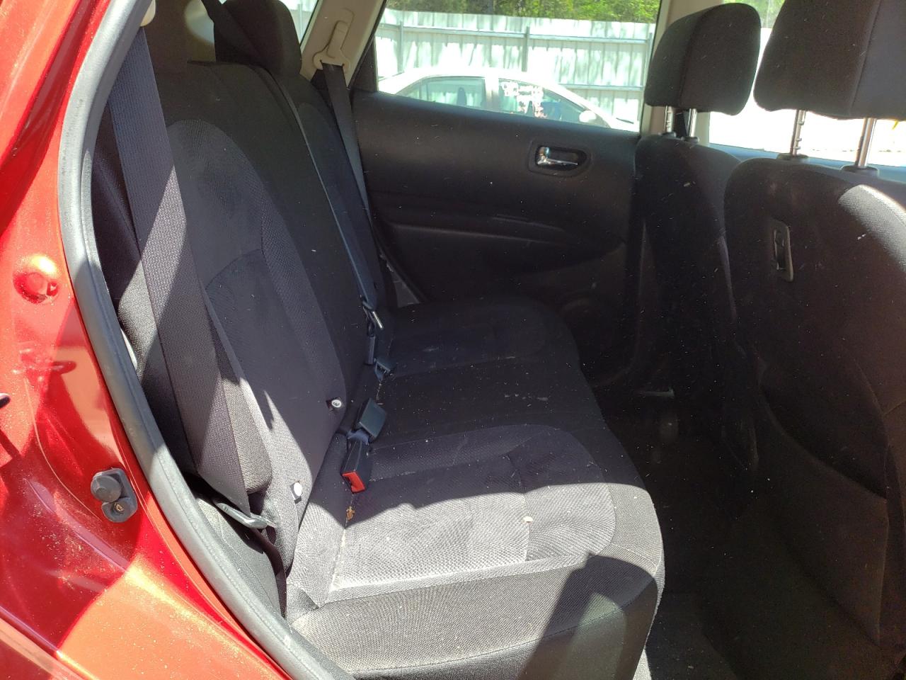 Photo 6 from auction – 2013 NISSAN ROGUE S with VIN JN8AS5MT5DW043370