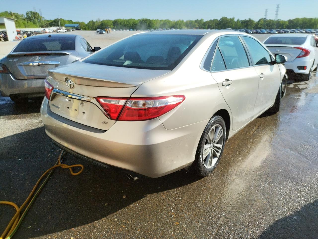 Photo 4 from auction – 2016 TOYOTA CAMRY SE A with VIN 4T1BF1FK5GU543428