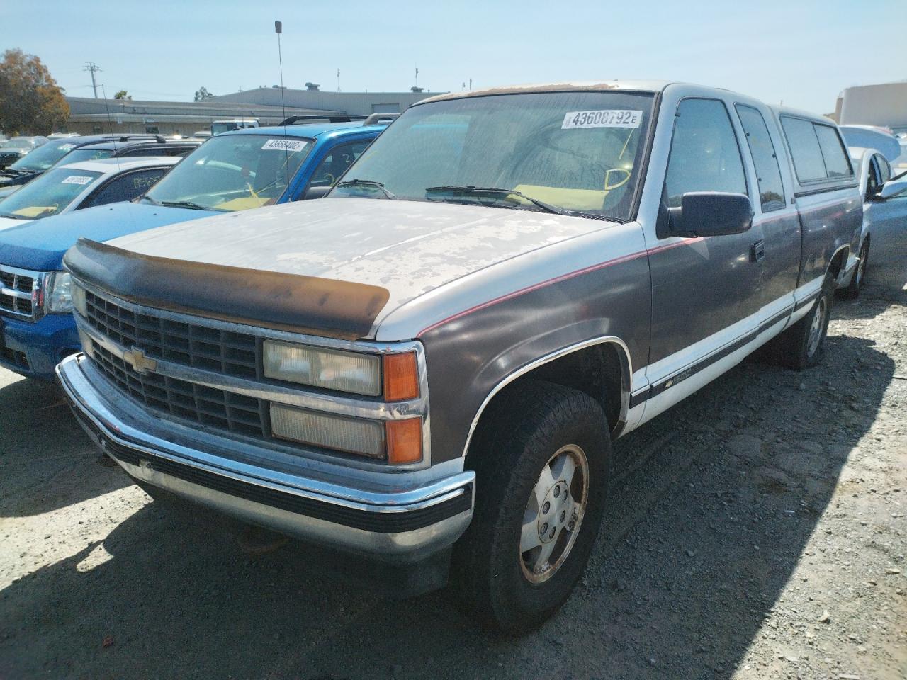 Photo 2 from auction – 1992 CHEVROLET C/K1500 with VIN 2GCEK19K0N1255284