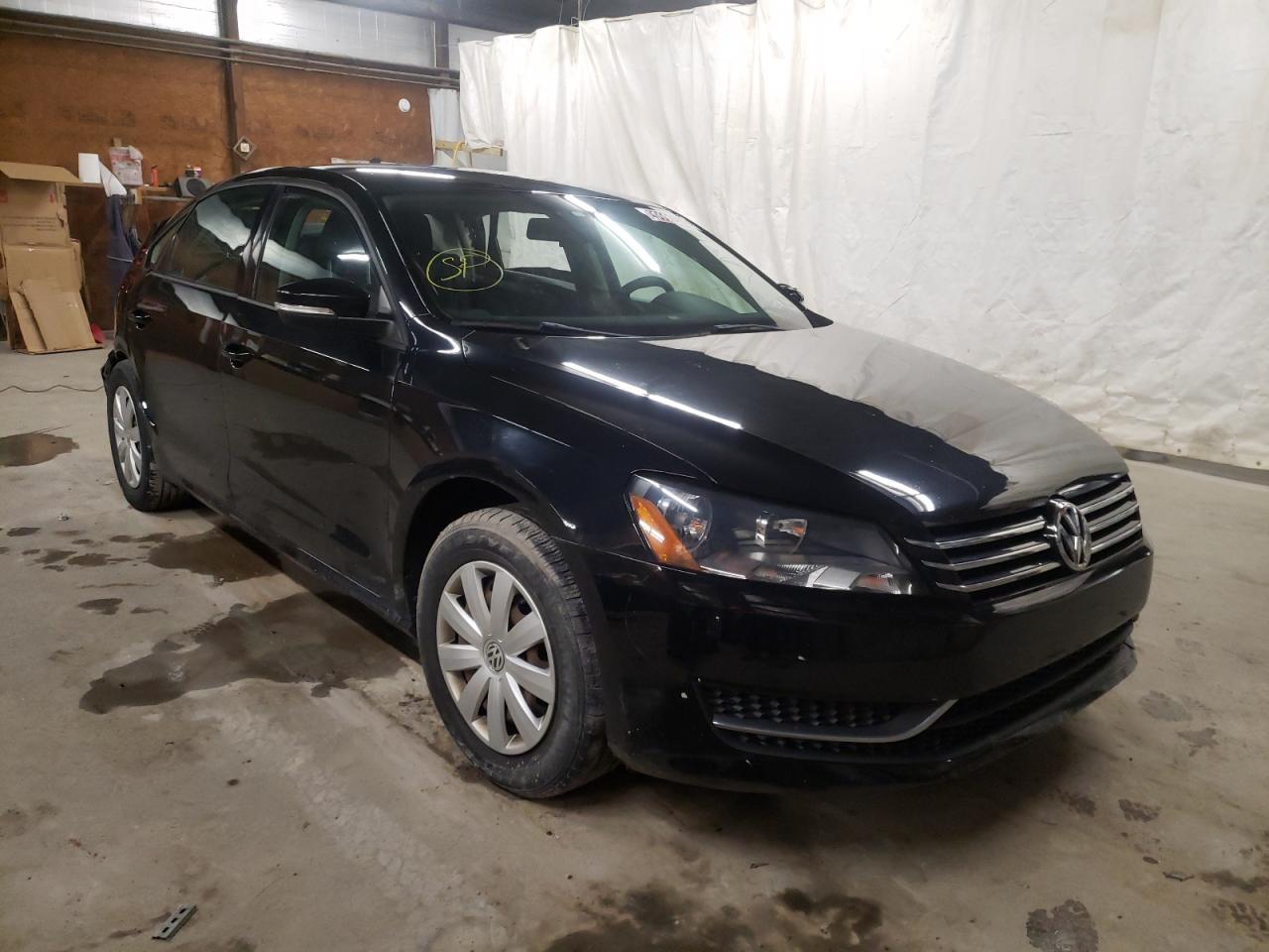 VOLKSWAGEN PASSAT S 2013 with VIN 1VWAP7A31DC032569 - Photo from auction
