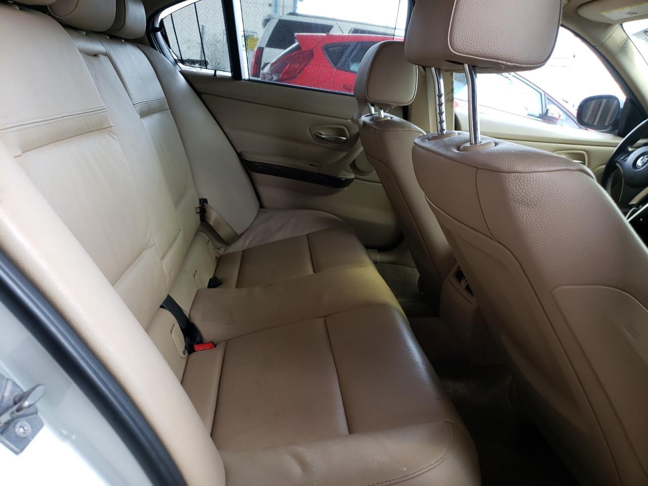 Photo 6 from auction – 2011 BMW 335 D with VIN WBAPN7C51BA949485