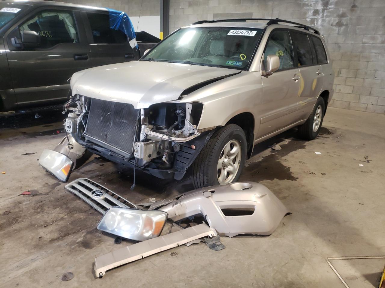 Photo 2 from auction – 2007 TOYOTA HIGHLANDER with VIN JTEHD21AX70047620