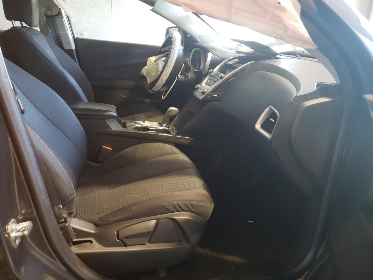 Photo 5 from auction – 2012 CHEVROLET EQUINOX LS with VIN 2GNALBEK4C1292964