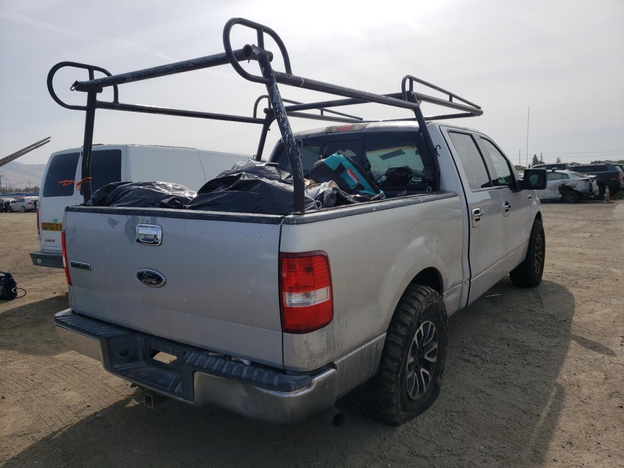 Photo 4 from auction – 2004 FORD F150 SUPER with VIN 1FTPW12574KD11253