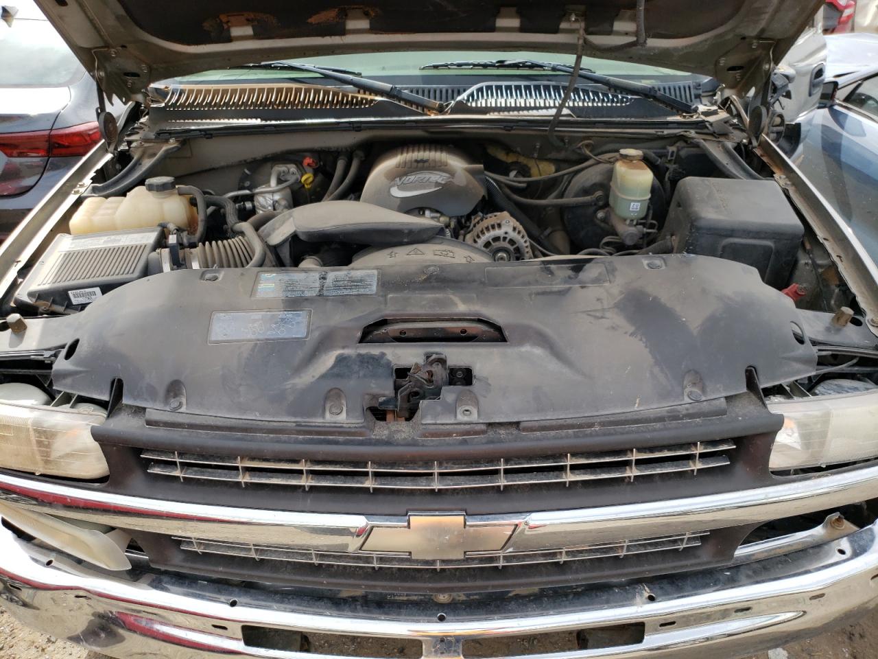 Photo 7 from auction – 2002 CHEVROLET SILVERADO with VIN 1GCEK19T12E302518