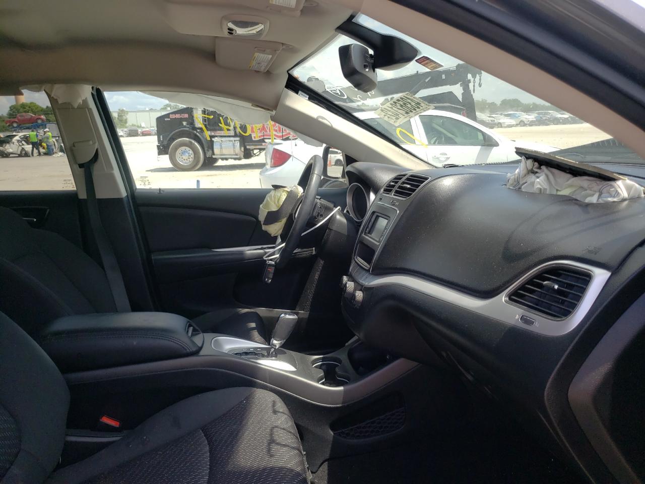 Photo 5 from auction – 2018 DODGE JOURNEY SE with VIN 3C4PDCAB4JT518735