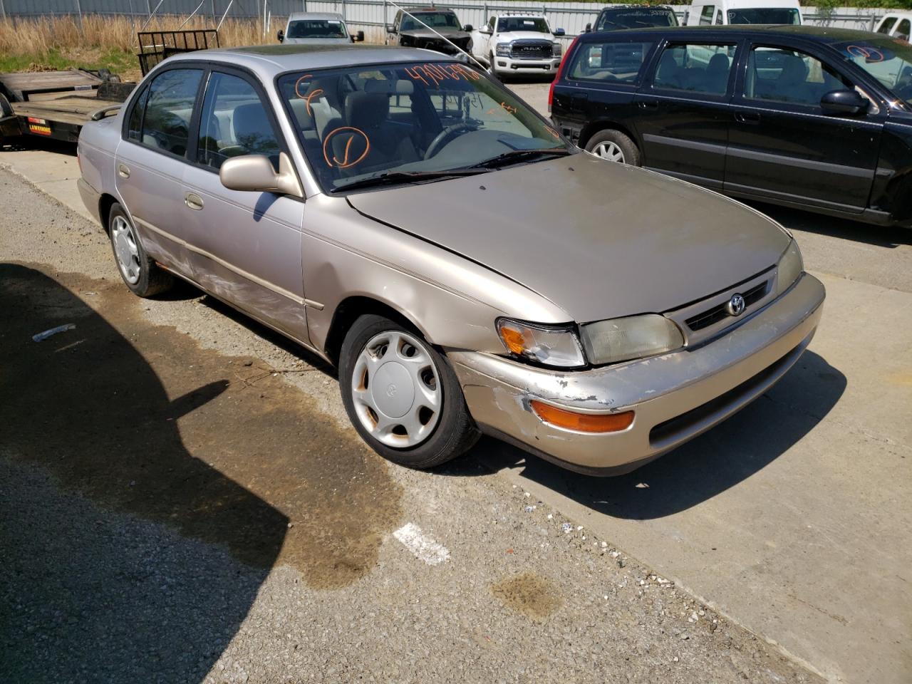 TOYOTA COROLLA DX 1996 with VIN 1NXBB02E8TZ456994 - Photo from auction