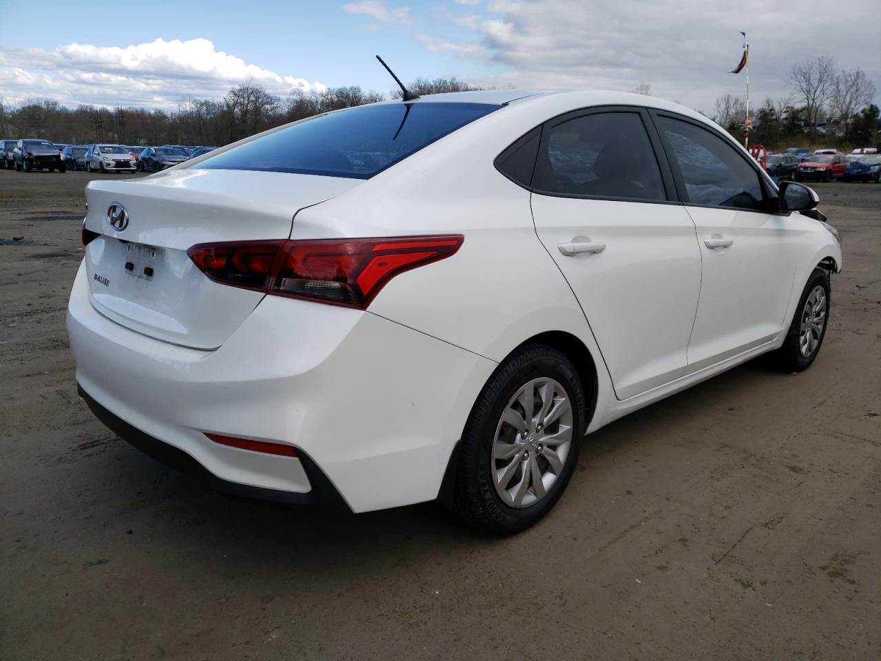 Photo 4 from auction – 2018 HYUNDAI ACCENT SE with VIN 3KPC24A38JE032985