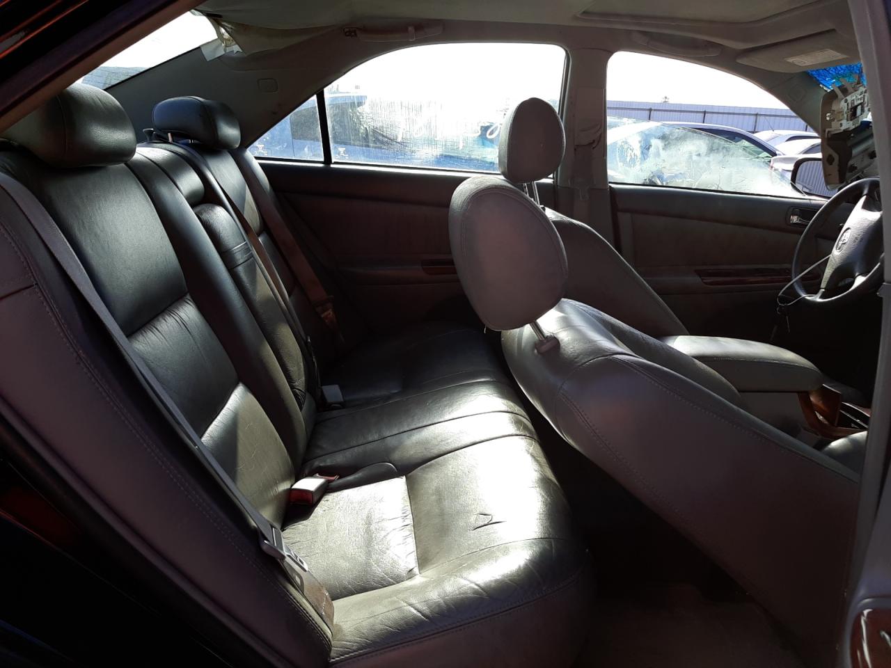 Photo 6 from auction – 2003 TOYOTA CAMRY LE with VIN 4T1BF30K33U050149