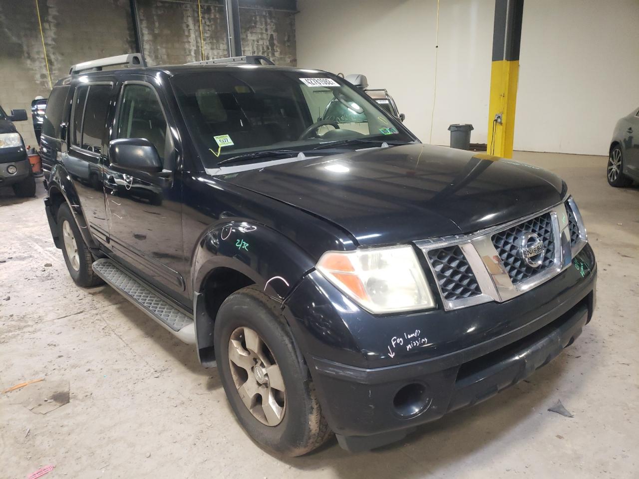 NISSAN PATHFINDER 2005 with VIN 5N1AR18W15C775496 - Photo from auction