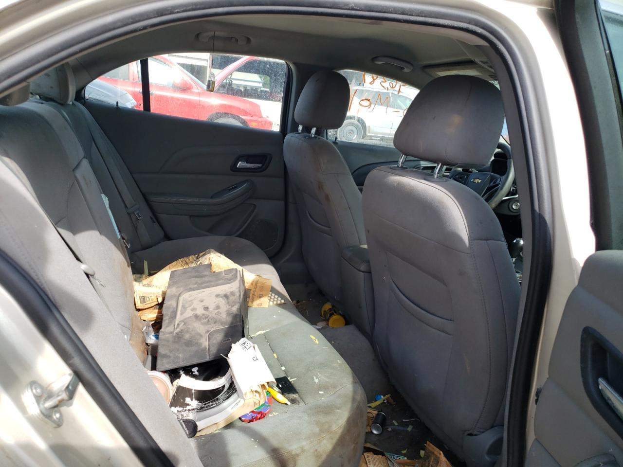 Photo 18 from auction – 2014 CHEVROLET MALIBU LS with VIN 1G11B5SL6EF238015