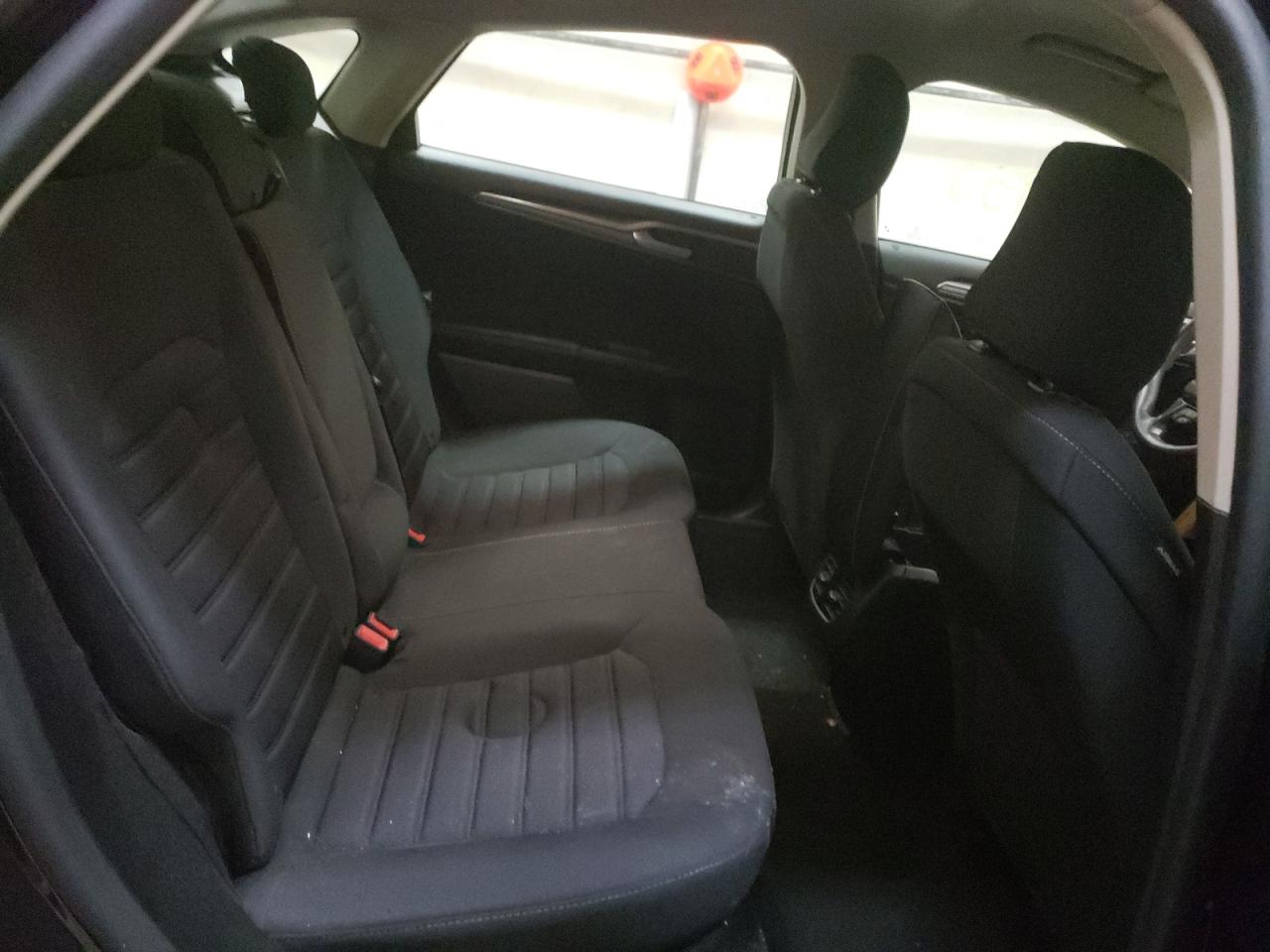 Photo 6 from auction – 2020 FORD FUSION SE with VIN 3FA6P0HD4LR255533