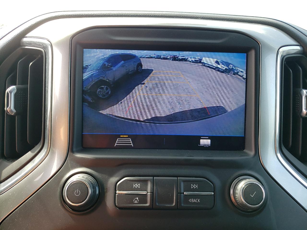 Photo 9 from auction – 2020 CHEVROLET SILVERADO with VIN 1GCRYDEDXLZ220216
