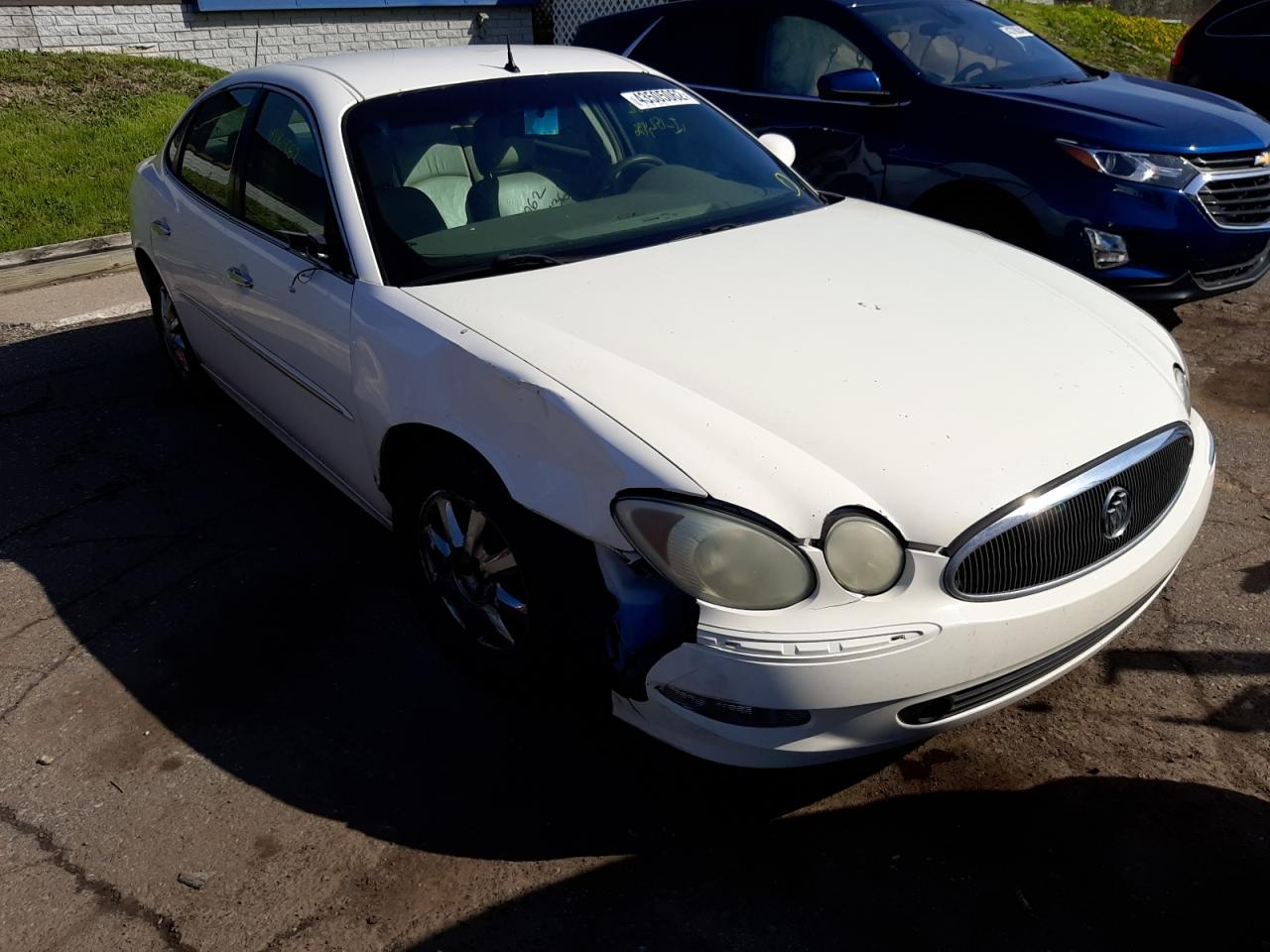 BUICK LACROSSE C 2005 with VIN 2G4WD532X51353605 - Photo from auction