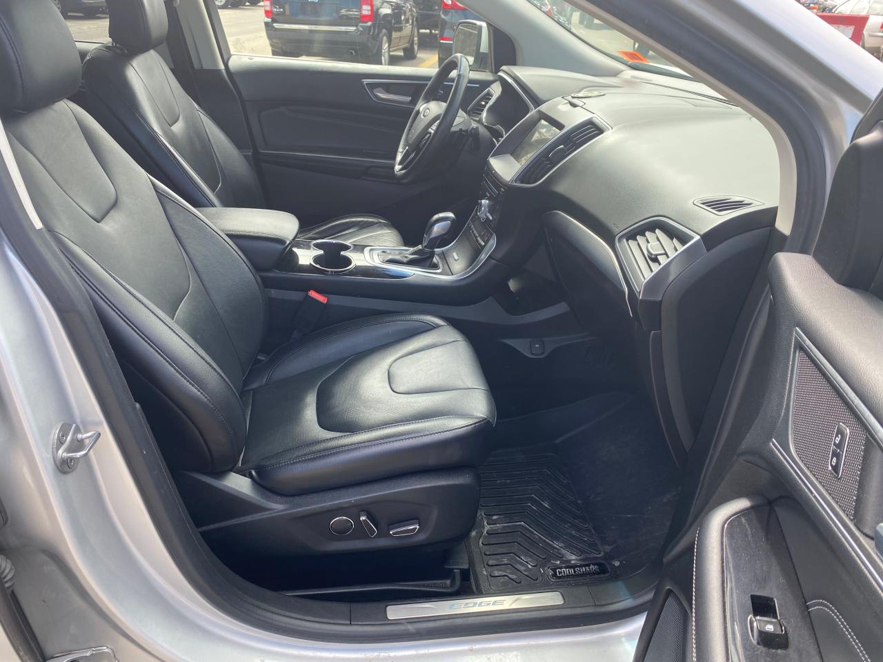 Photo 5 from auction – 2017 FORD EDGE TITAN with VIN 2FMPK4K92HBB80356