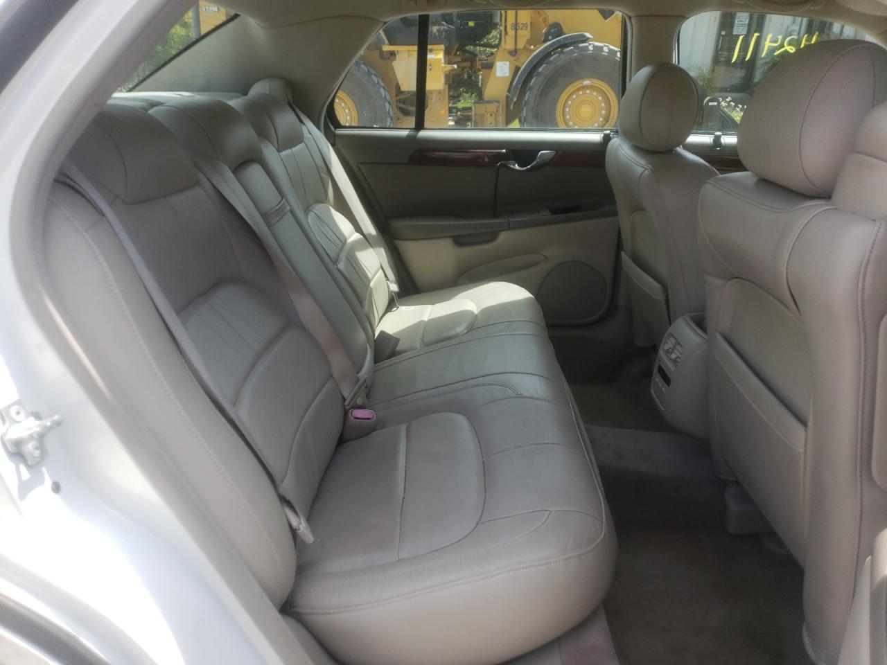 Photo 6 from auction – 2005 CADILLAC DEVILLE with VIN 1G6KD54Y15U126624