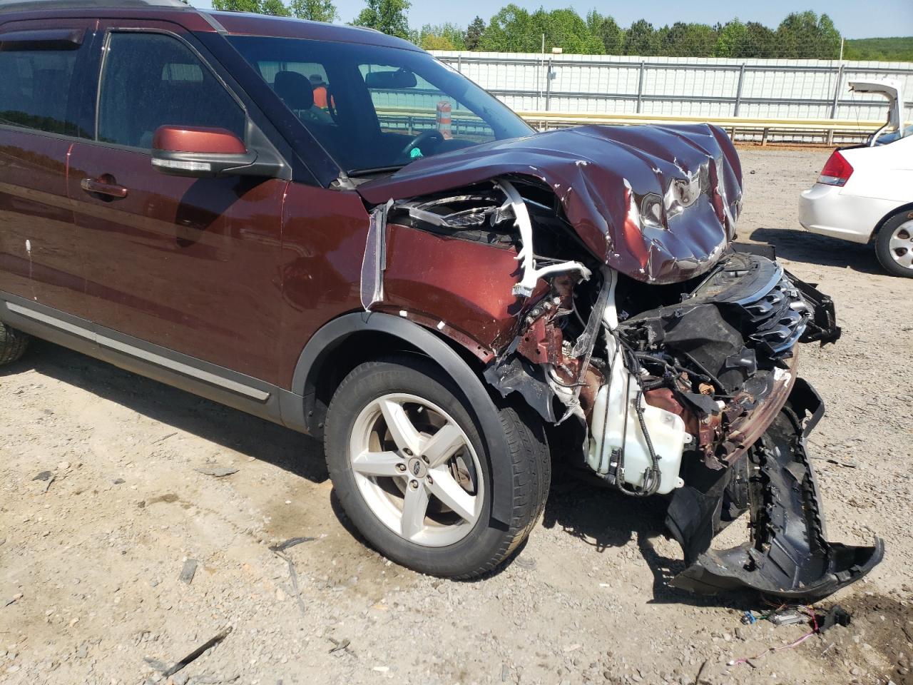 Photo 9 from auction – 2016 FORD EXPLORER with VIN 1FM5K8D86GGD23240