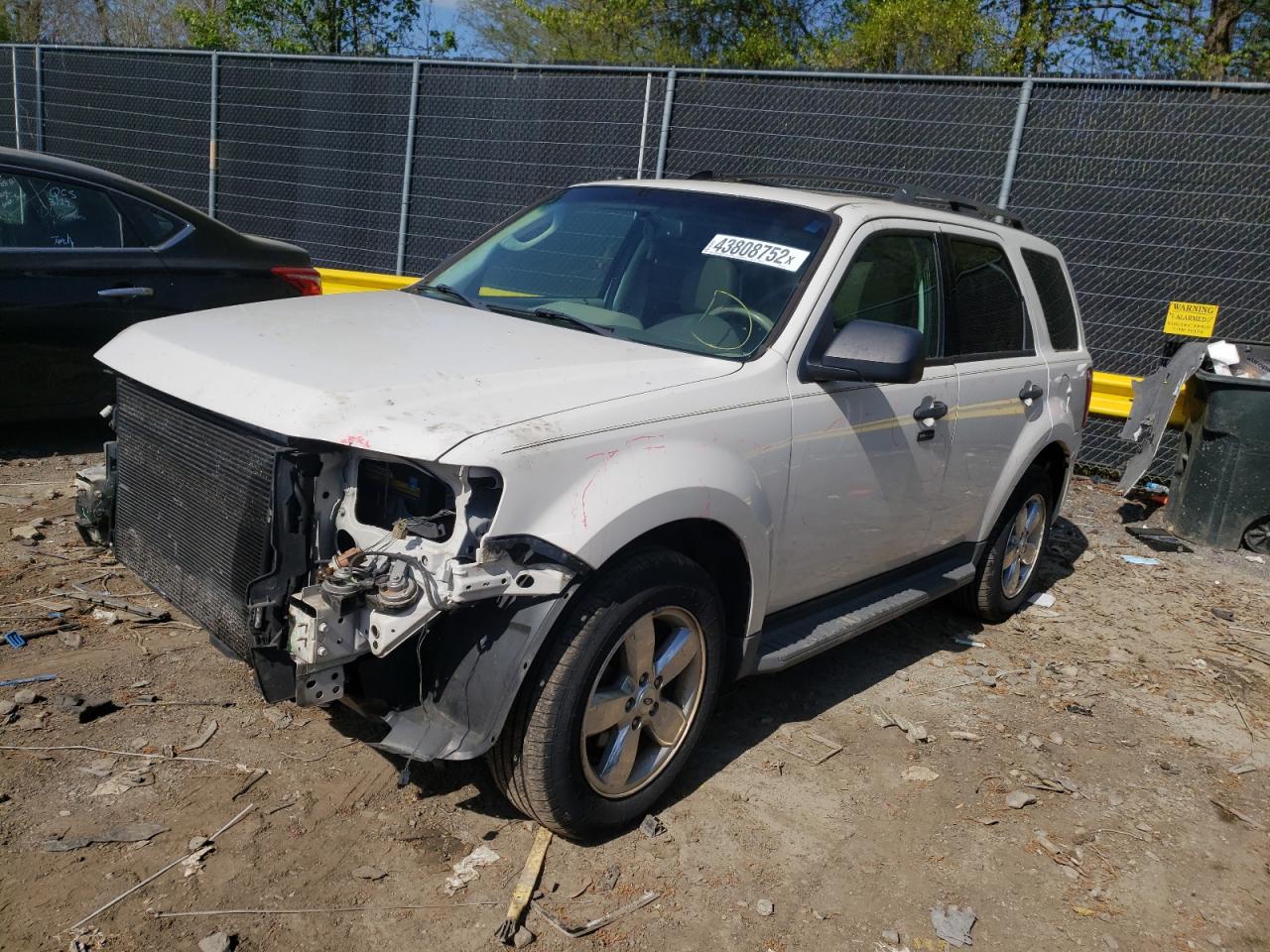 Photo 2 from auction – 2011 FORD ESCAPE XLT with VIN 1FMCU9DG1BKC46782