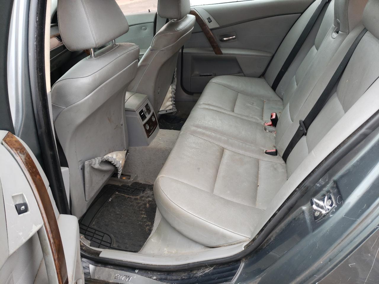 Photo 6 from auction – 2007 BMW 525 I with VIN WBANE53547CY04237