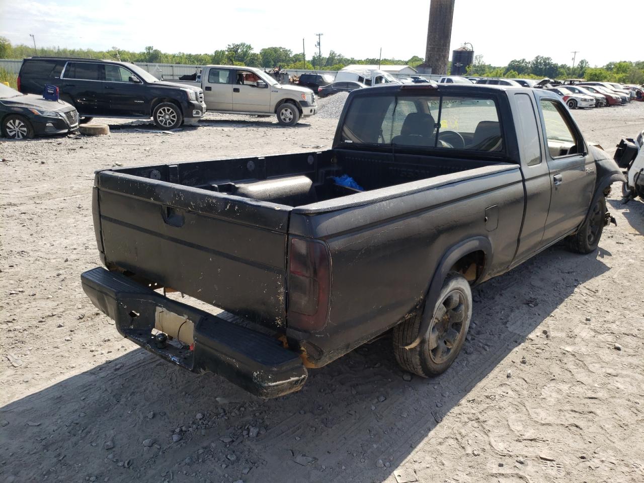 Photo 4 from auction – 1998 NISSAN FRONTIER K with VIN 1N6DD26S4WC364064