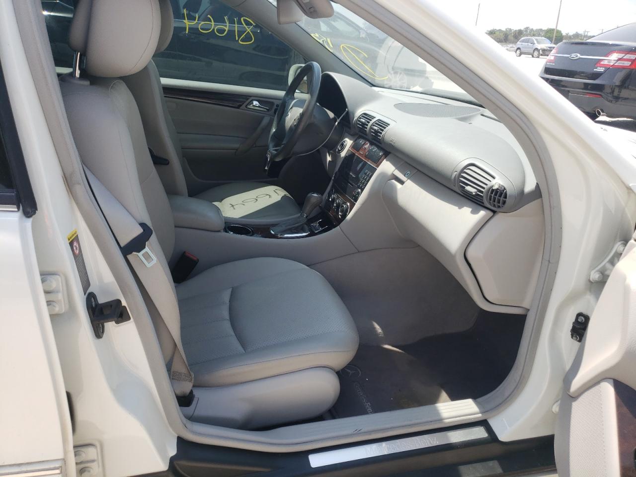 Photo 5 from auction – 2007 MERCEDES-BENZ C 280 with VIN WDBRF92H77F855751