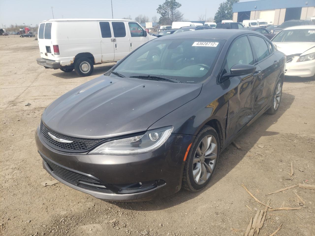 Photo 2 from auction – 2015 CHRYSLER 200 S with VIN 1C3CCCBB8FN737144