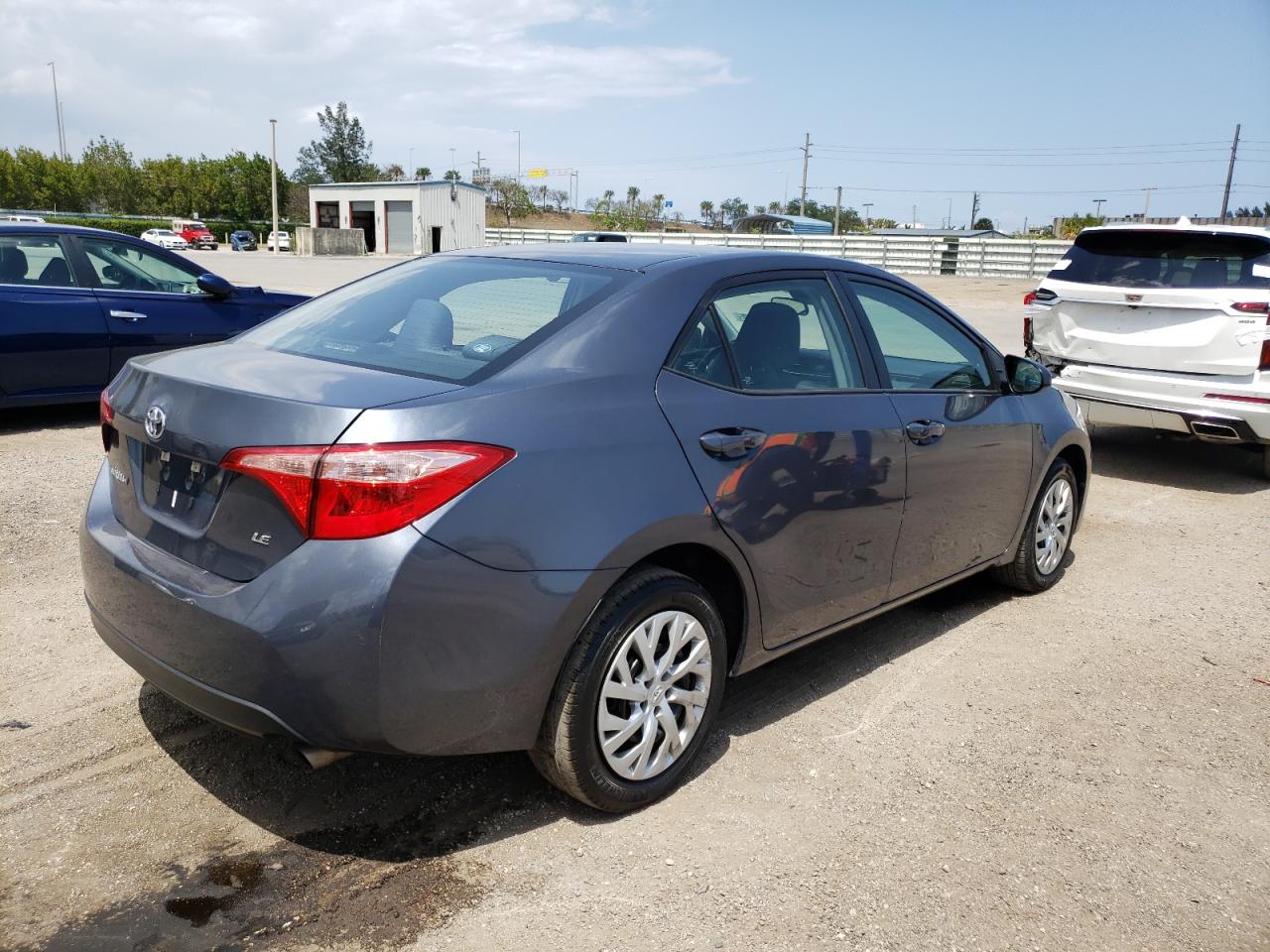 Photo 4 from auction – 2019 TOYOTA COROLLA L with VIN 5YFBURHE2KP941539