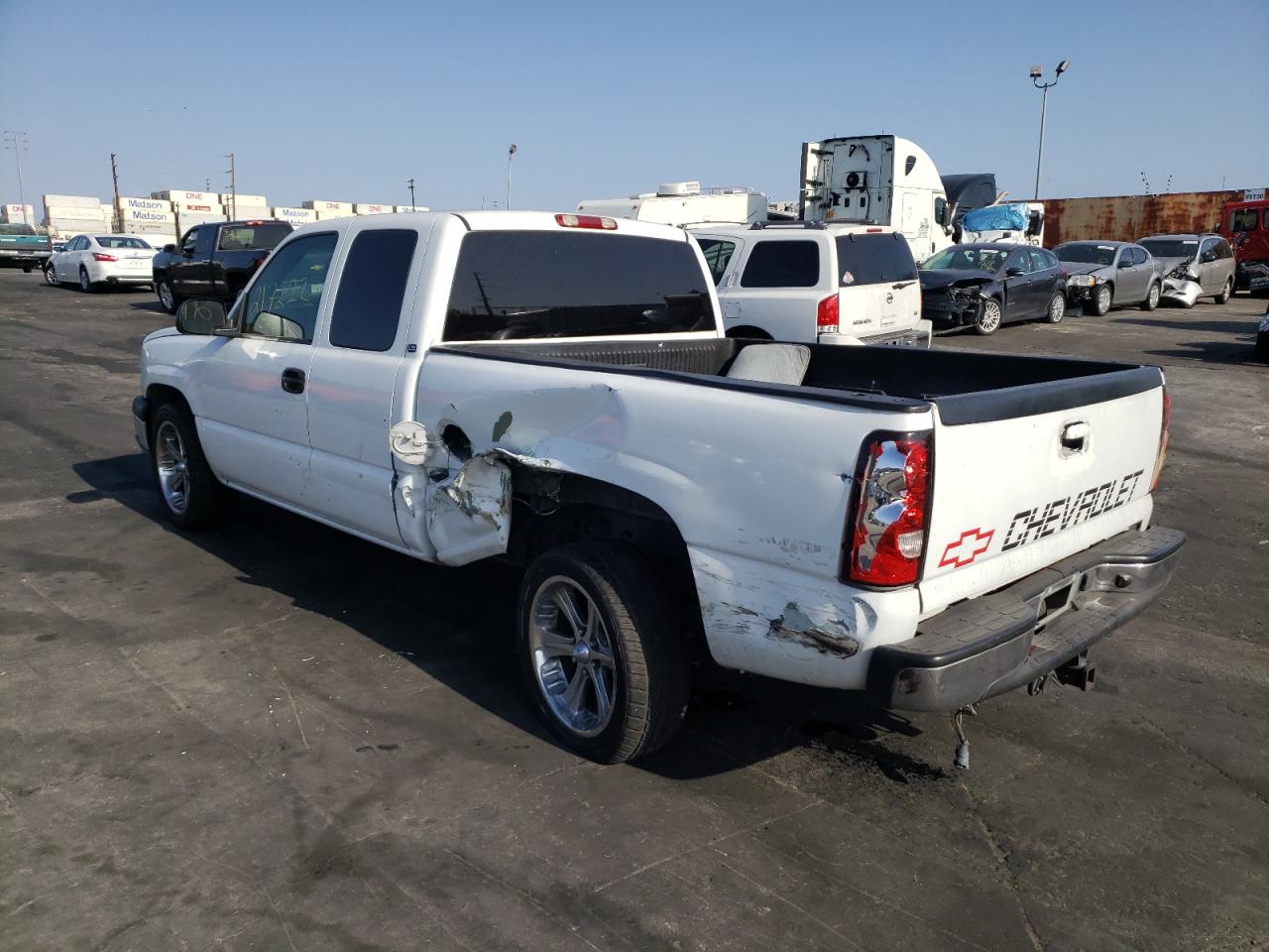 Photo 3 from auction – 2004 CHEVROLET SILVERADO with VIN 2GCEC19V841196913