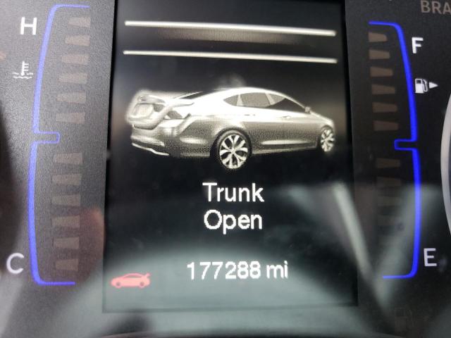 Photo 8 from auction – 2015 CHRYSLER 200 LIMITE with VIN 1C3CCCAB5FN556150