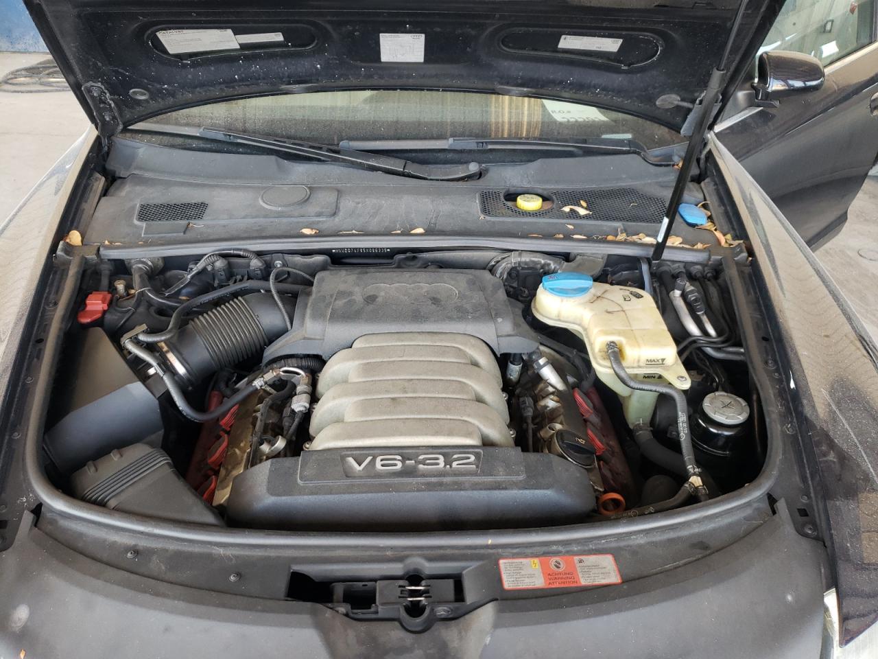 Photo 7 from auction – 2005 AUDI A6 3.2 QUA with VIN WAUDG74F95N096335
