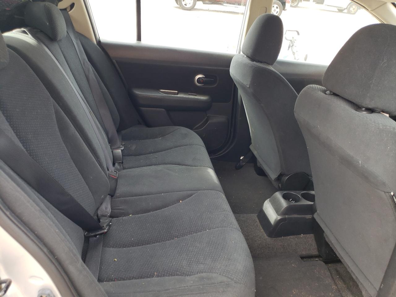 Photo 6 from auction – 2010 NISSAN VERSA S with VIN 3N1BC1CP4AL406109