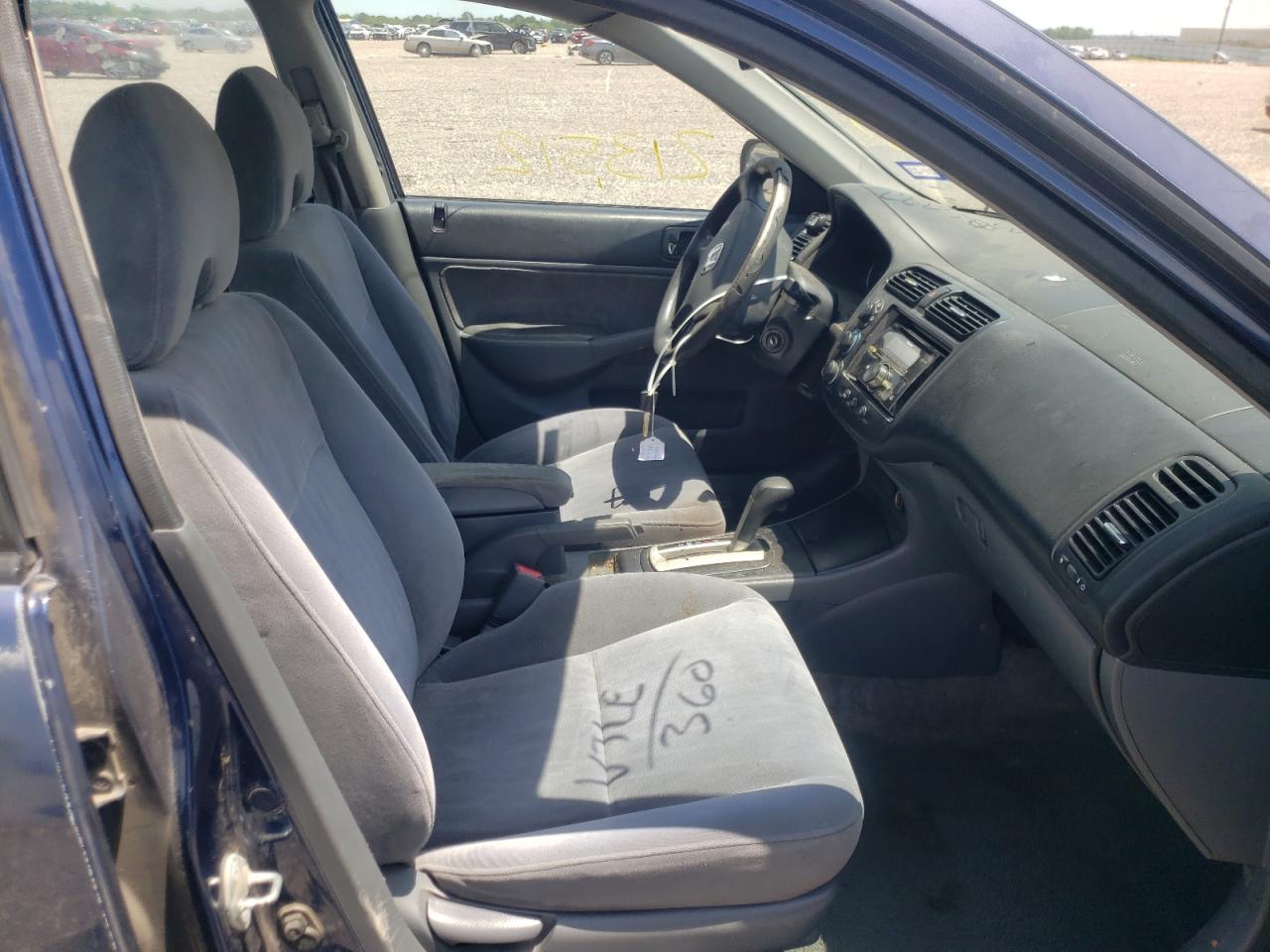 Photo 5 from auction – 2003 HONDA CIVIC LX with VIN 2HGES16533H534622